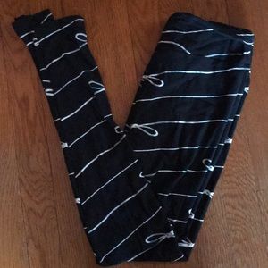 Lularoe OS ribbon leggings